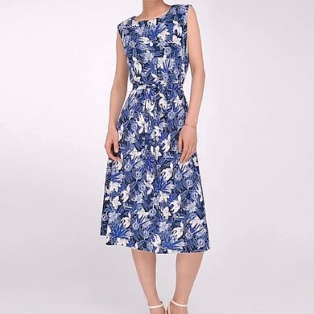 NWOT Ralph Lauren Women's Blue Floral Crepe Dress Size 18